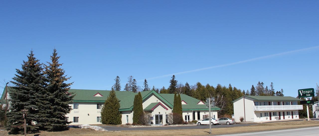 Voyager Inn Сент-Игнас Экстерьер фото